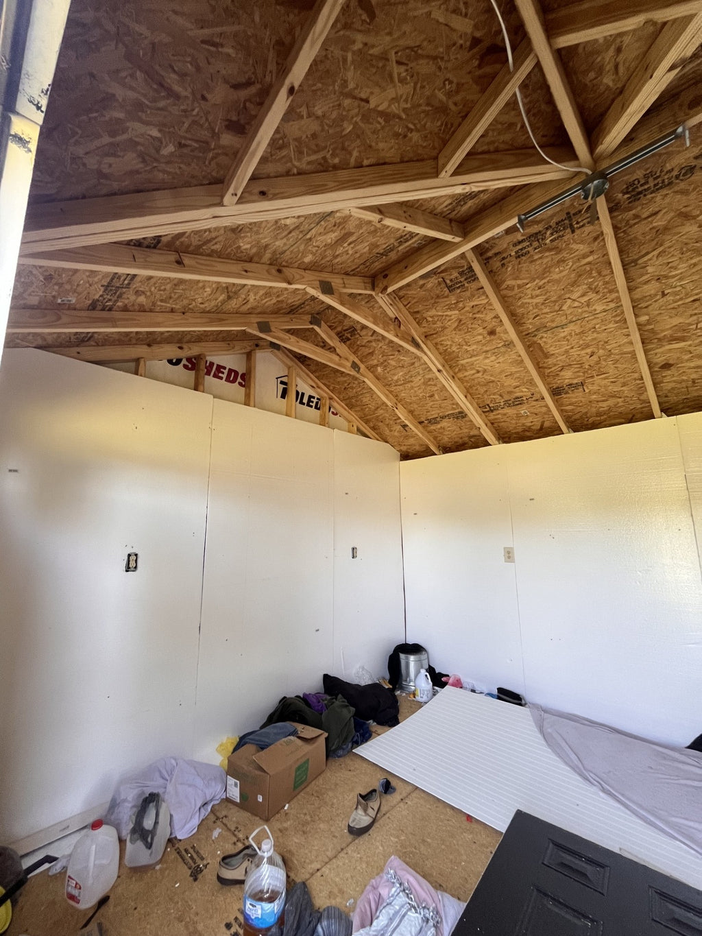 12x16 Side Utility